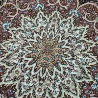 فرش دست بافت گرد بسیار خوش بافت