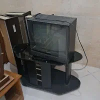 تلویزیون رنگی باکنترل ومیز