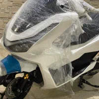 هوندا pcx160 تایلندی سفید صدفی 2025