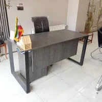 مبلمان اداری مدل پایه نقره ای طلایی|دفتر کار|کاشان, باهنر|دیوار