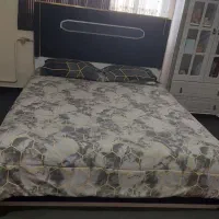 تخت دونفره