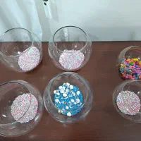 تنگ تخم مرغ رنگی