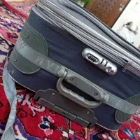 چمدان در حد نو|کیف، کفش، کمربند|تبریز, |دیوار