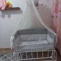 تخت کنار مادر پرنسسی|تخت و صندلی بچه|رشت, گلزاران|دیوار