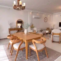 آقای میزوصندلی در کنار شما میزناهارخوری