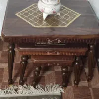 میز عسلی به همراه ۳تا جلومبلی باهم