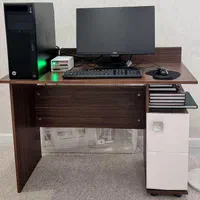 میز و صندلی اداری (کامپیوتر)