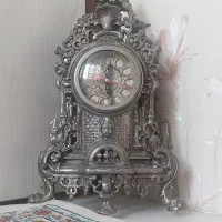 ساعت رومیزی سنگین