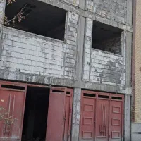 فروش منزل مسکونی سه طبقه نیمه کاره در فولادشهر