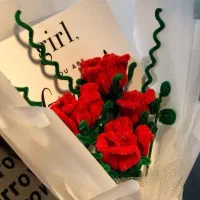 دسته گل پیپ‌پاکنی|گل مصنوعی|تهران, نیروی هوایی (پیروزی)|دیوار