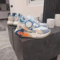 تعدادی کتونی بچگانه سایز ۲۶ الی ۲۹