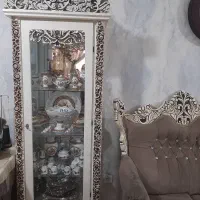 مبل وویترین