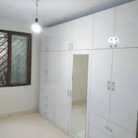 کمددیواری سفید