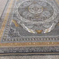 فرش دور طلایی