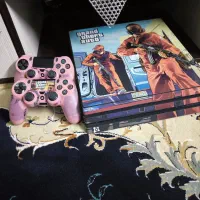 فروش  ps4pro  حافظه 1ترابایت دیسک خور و کپی خور