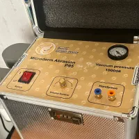 دستگاه میکرودرم ابریژن صندوقی