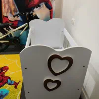 تخت و گهواره کودک