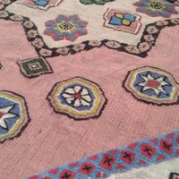 قالیچه دستبافت گل برجسته آنتیک قدیمی درحدنو|فرش|تهران, شاهین|دیوار