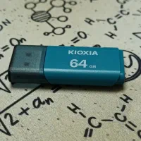 فلش ۶۴ گیگ ژاپنی Kioxia