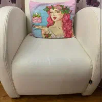 مبل چرمی سفید