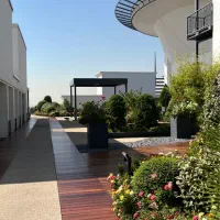 فرشته ۵۱۲ متر برج باغ هرمس استخر در روف