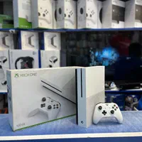 xbox one s 1tr با درایو|کنسول، بازی ویدئویی و آنلاین|تهران, فردوسی|دیوار