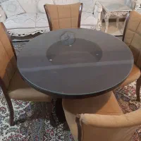 میزغذاخوری و ۴عدد صندلی