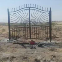 اجرای فنس کشی توری وپایه های بتونی