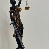 وکیل پایه یک دادگستری(فقط موادمخدرومحاربه)