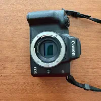 دوربین کانن EOS m50