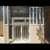 پنجره محکم و سنگین