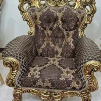 مبل سلطنتی  با میز ناهار خوری