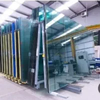 فروش عمده شیشه ساختمانی