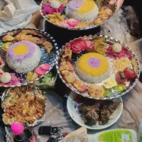 نیرو خدماتی آقا در رستوران