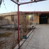 خونه ویلایی بزرگ/درب حیاط/شناژی/محله آرام