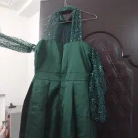 2 میلیون|لباس|دهق, |دیوار