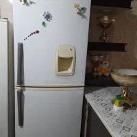 یخچال نیم فریزر