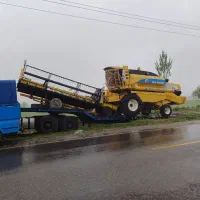 کمباین نیوهلند مدل ۲۰۰۶