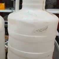 دبه خیار شوری تمیز برای عسل