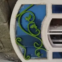 در پنجره