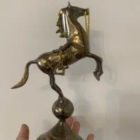 اسب برنزی