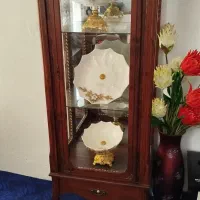 یه گنجه ومیزTVسالم و بدون مشگل|بوفه، ویترین، کنسول|مشهد, شایه|دیوار