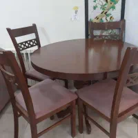 مبل راحتی و نهار خوری