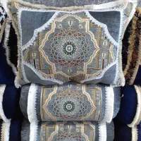 پشتی چهارگوش پشتی گردکازرون خ توحیدپتوفروشی جویبار|پشتی|کازرون, |دیوار