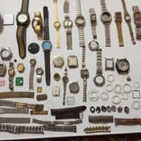 ساعت های کارکرده و همه نیازمند تعمیر