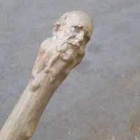 عصای چوبی طرحدار