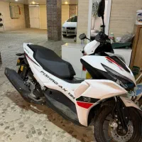 موتورسیکلت پیشرو ۱۵۵ طرح آیروکس پیشرو