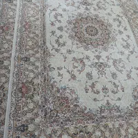 دو عدد فرش شش متری