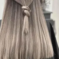 مدل برای آلبوم کاری