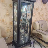 ویترین شیشه ای ایستاده